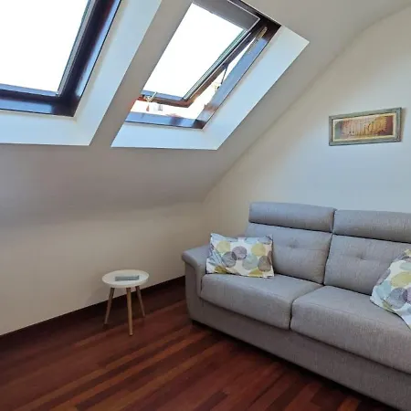 Apartament Atico Estudio Centro Vigo, Luminoso