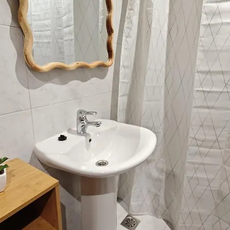 Atico Estudio Centro Vigo, Luminoso Apartament
