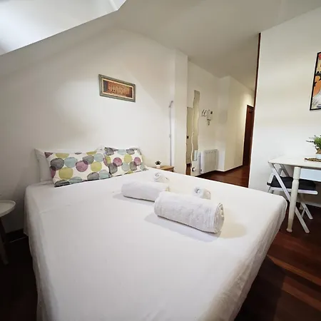 Apartamento ático Estudio Centro Vigo, Luminoso *