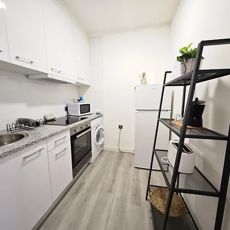 Apartamento ático Estudio Centro Vigo, Luminoso *